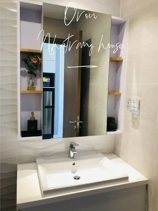A Sea View Beautiful Studio Apartment Nha Trang 0*,  Vietnám